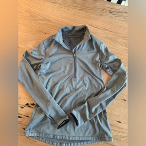Nike Women’s  Gray Pro Pullover 1/4 Zip Activewear Size L Preowned Long Sleeve